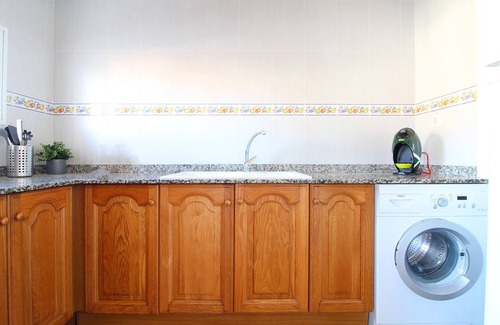 Canet de Berenguer Apartment | Global Properties: Central apartment in Canet d'en Berenguer