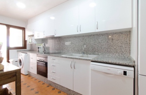 Canet de Berenguer Ski Chalet | Global Properties: Townhouse with swimming pool in Canet beach