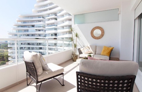 Canet de Berenguer Apartment | Global Properties, Bonito apartamento con terraza en Gran Canet