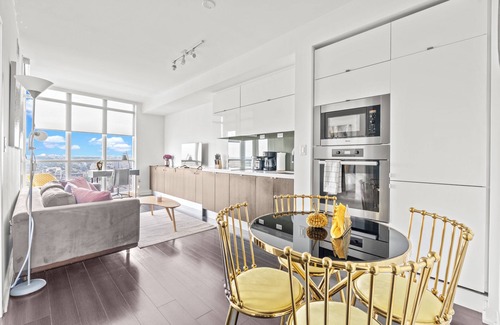 CityPlace Condo | GLOBALSTAY Puff of air over the lake 49 Floor PH 1Bedroom+DEN