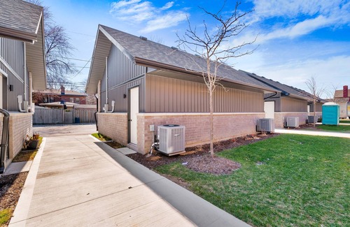 Walkerville Apartment | GLOBALSTAY. Unique New Townhomes for 16 Guests. HOT TUB, BBQ