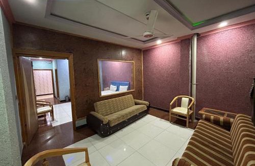 Mansehra Hotel | Glorious Continental Hotel