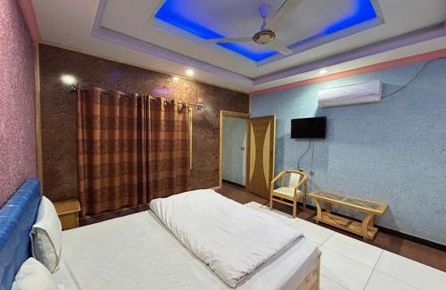 Mansehra Hotel | Glorious Continental Hotel