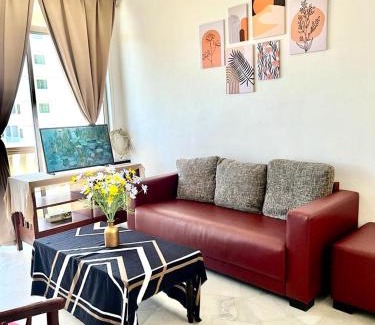 Taman Tanjung Apartment | Glory Apartment with sea view delight