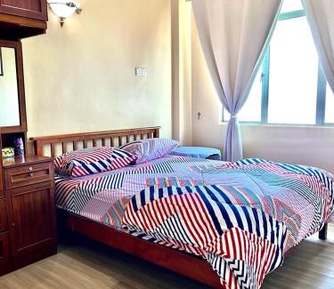 Taman Tanjung Apartment | Glory Apartment with sea view delight