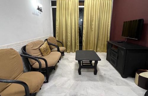 Taman Tanjung Apartment | Glory Beach Resort Beach View