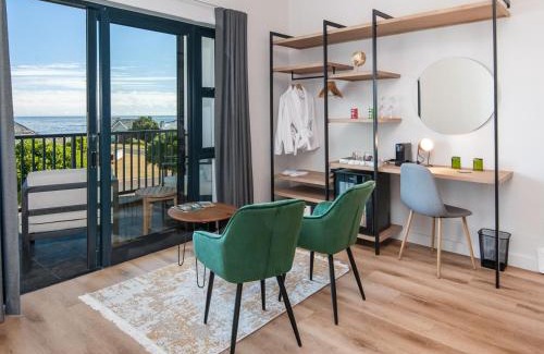 Sandbaai House | Glow Boutique Suites & Guesthouse
