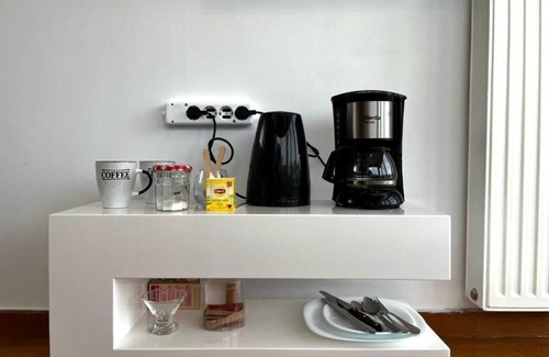 Glyfada Condo | Glyfada 1-Room Studio