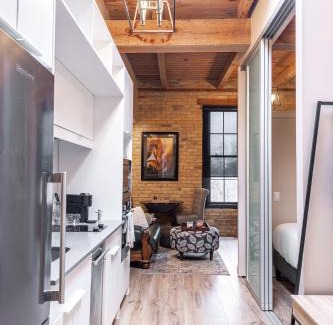 Stratford Apartment | Glyn Rhosyn Loft