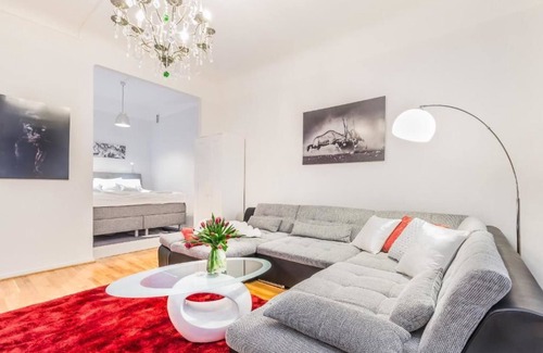 Kluuvi Apartment | Go Happy Home Apartment Mikonkatu 18 2