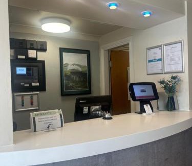 Cumbernauld Hotel | go2 Glasgow Cumbernauld Hotel - Free Parking