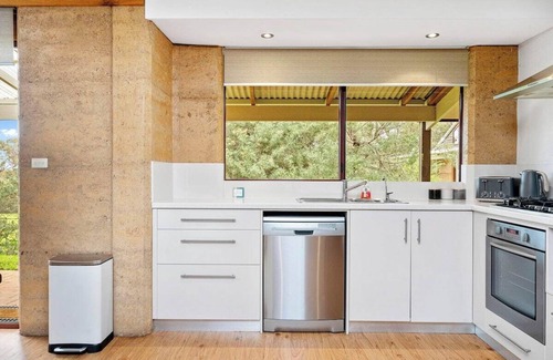 Quedjinup Cottage | Goanna Cottage - bushland views close to town