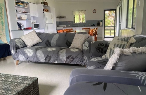 Happy Valley House | Goanna Manor at Happy Valley