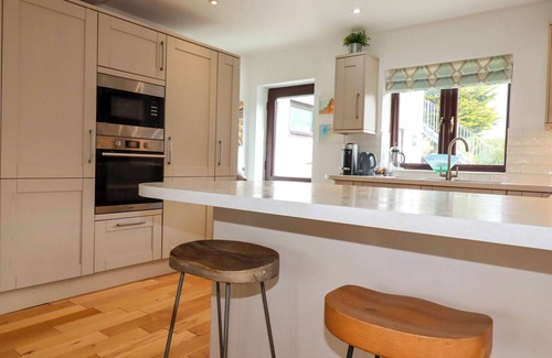 Trebetherick Cottage | GOATSLAND, pet friendly, luxury holiday cottage in Trebetherick
