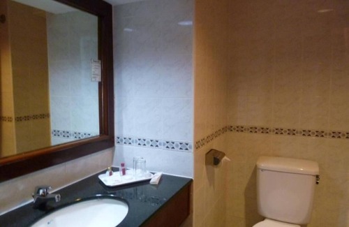 Klang Hotel | Gocos Hotel
