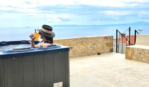Lefktron House | God's View Tower - Pyrgos Towers Complex