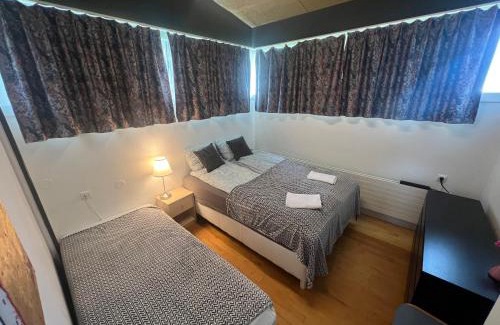 Hvolsvollur House | Godaland Guesthouse