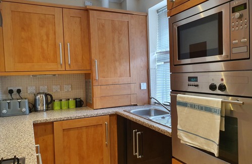 Swindon Apartment | Godwin Court Apartments