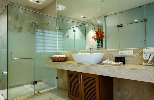 Meerut Hotel | Godwin Meerut