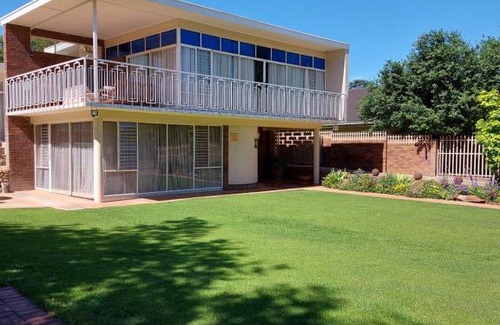 Potchefstroom House | Goedgedacht Guestrooms