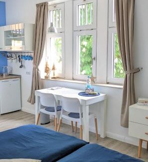 Wernigerode Apartment | Goethes liebste Betten - stilvolle Ferienwohnungen im historischen Fachwerkhaus in Wernigerode - Parkplatz, Smart-TV, W-Lan