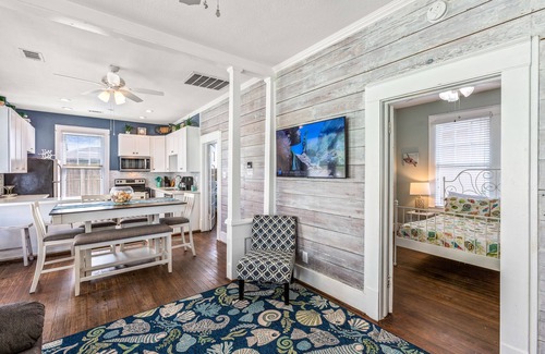 Galveston House | Going Coastal ~ Beach Bungalow!