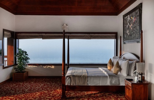Kovalam Hotel | Gokulam Grand Turtle On The Beach