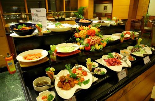 Kaloor Hotel | Gokulam Park