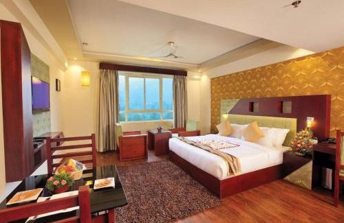 Chithirapuram Hotel | Gokulam Park Munnar