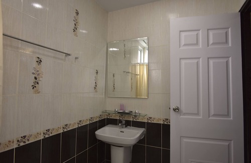 Lat Krabang Hotel | Gold Airport Suites