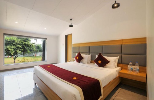 Daman Hotel | Gold Beach Villa