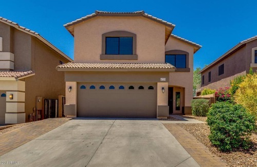 Gold Canyon House | Gold Canyon Getaway - 4 bed House with Heated Pool and Stunning Mountain Vistas