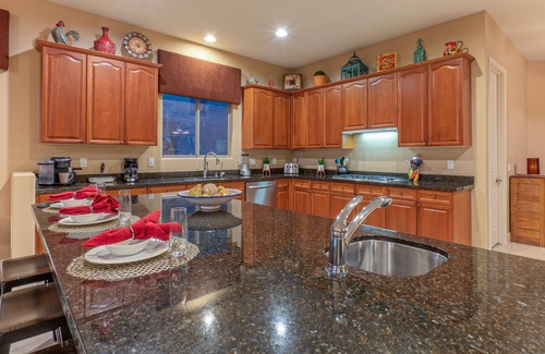 Gold Canyon House | Gold Canyon LUX, Mt VIEWS, POOL w/Opt Heat, Spa, Fire Pit, Theater & Arcade, 2 Garage Spaces