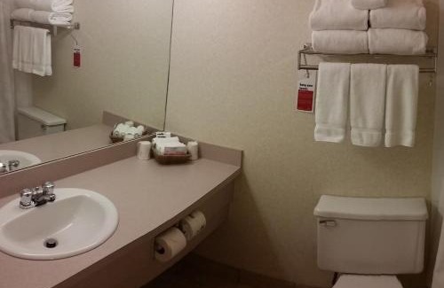 Lloydminster Hotel | Gold Circle Inn