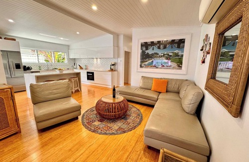 Miami House | Gold Coast Miami Beach House With Pool & Parking