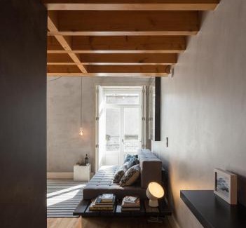 Centro / Baixa Apartment | Gold & Grey Loft Almada