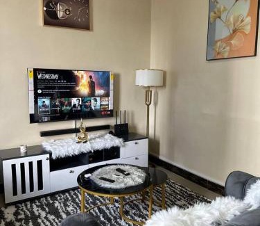 Dar es Salaam Apartment | Gold Loon