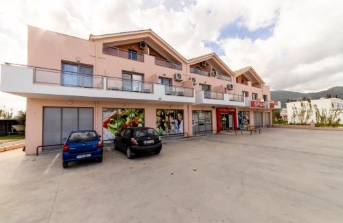 Alikanas Apartment | Gold Olive Suites by "elite"
