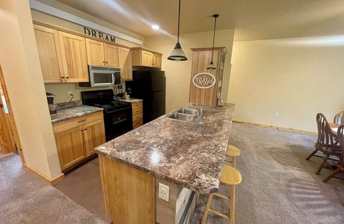 Hill City House | Gold Pan Hideaway