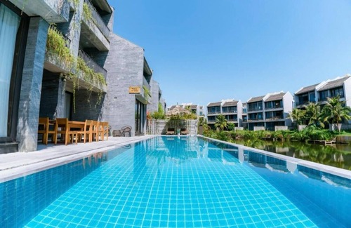 Cam Thanh Villa | Gold Riverside Apartment & Villa