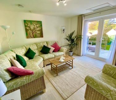 Eype House | Golden Acre Jurassic Coastal Lodges ,Eype
