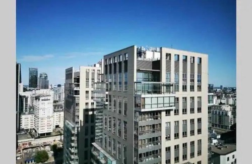 Mirow Apartment | Golden Apartments Warsaw - Luxury Apartment in the Platinum Towers - Grzybowska 61A