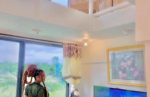 Kubease House | Golden Aurora Lodge