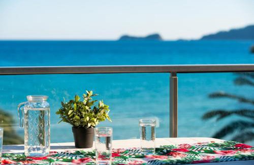 Chrisi Ammoudia Apartment | Golden Breeze