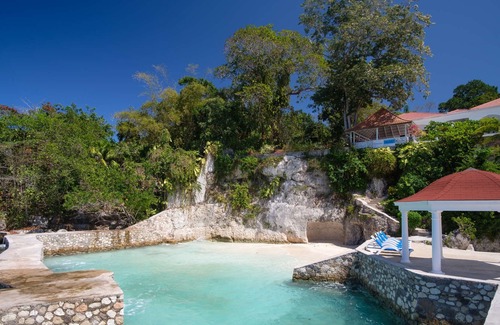 Oracabessa House | Golden Clouds (10/12 Rooms)