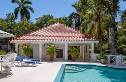 Oracabessa House | Golden Clouds Luxury estate