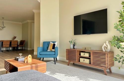 Del Rey Apartment | Golden Coast Living, Spacious 3BD 3BA Near the Water!