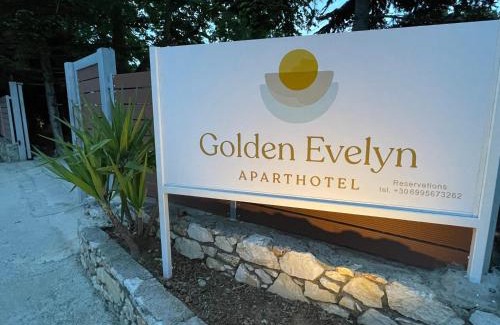 Skiathos Apartment | Golden Evelyn