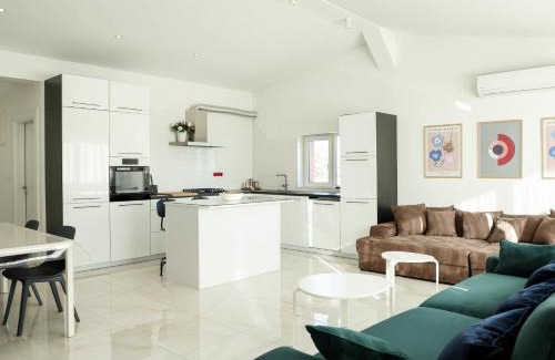 Ruma Apartment | Golden Gate 21