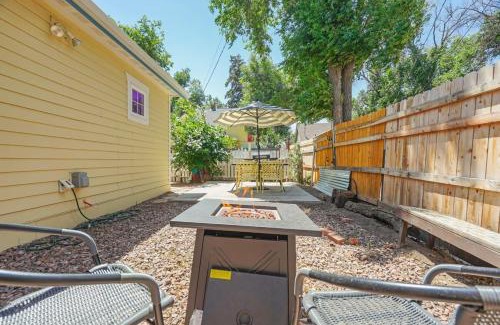 Central Colorado Springs House | Golden Grotto - Studio King BBQ Fire Pit